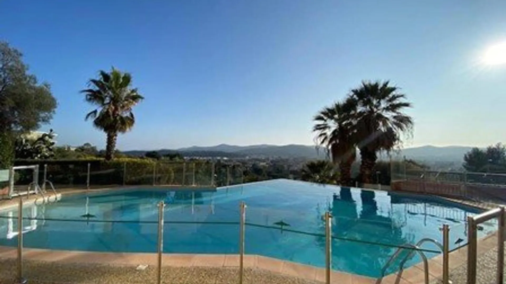 Appartement Renove : Clim, Piscine Et Vue Mer - Fr-1-816-28 Bormes-les-Mimosas